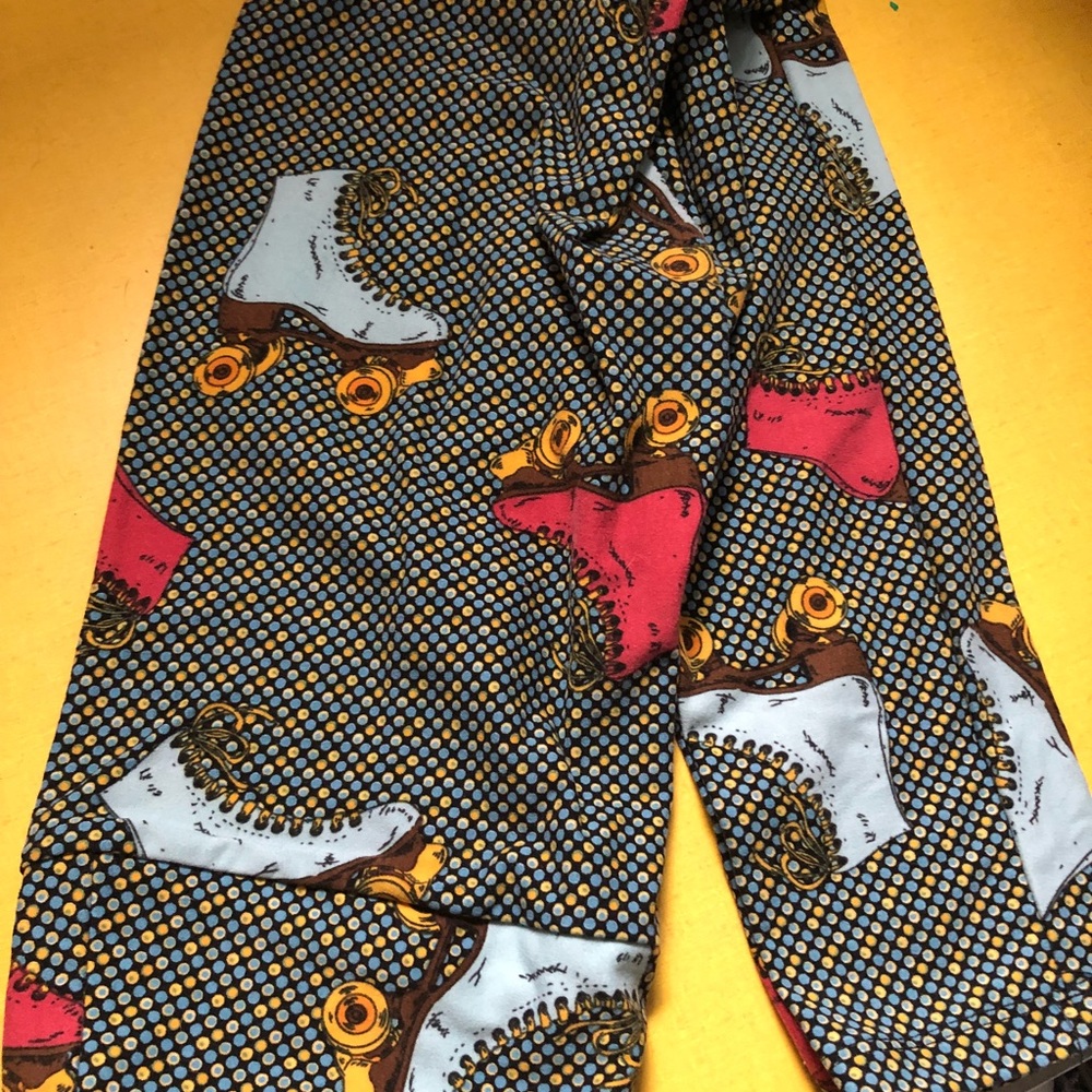 Roller skates os lularoe